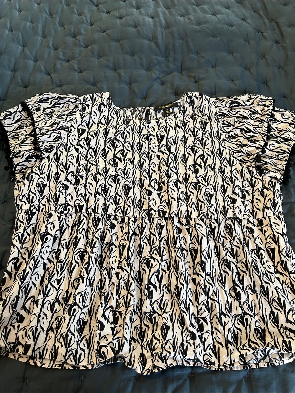 Sugarlips Black & Cream Floral Print Peplum Top
